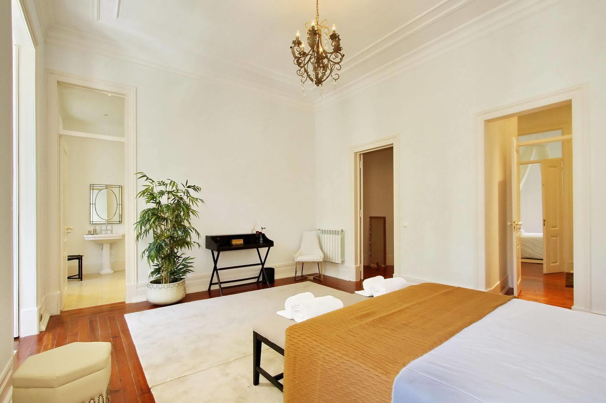 Luxury Suites Liberdade&lofts Liberdade Apartment